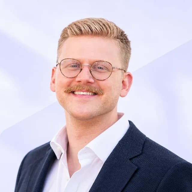 Jackson P., Head of Partnerships